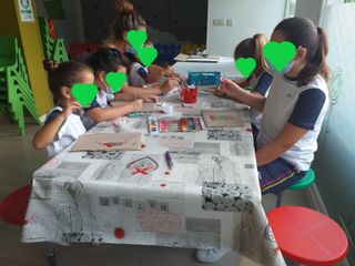 MESA INFANTIL PLEGABLE