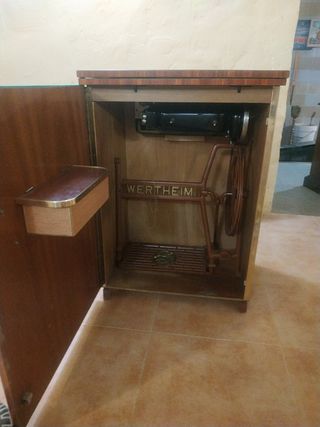 Maquina de coser Wertheim