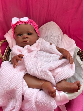 bebe reborn piel morena 