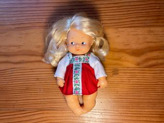 Muñeca Barriguitas del mundo Rusia Famosa
