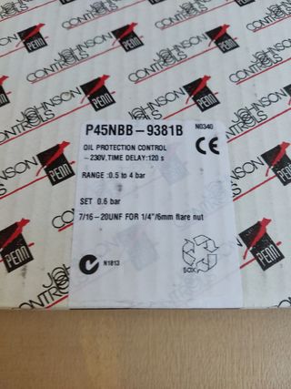 Presostato diferencial de aceite.