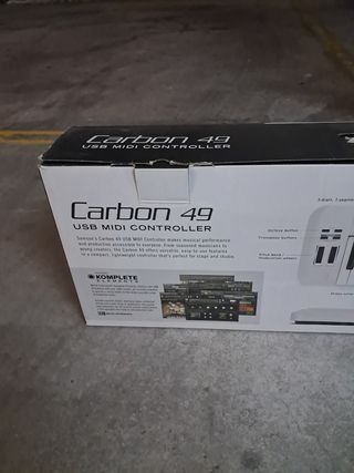 Teclado midi samson carbón 49