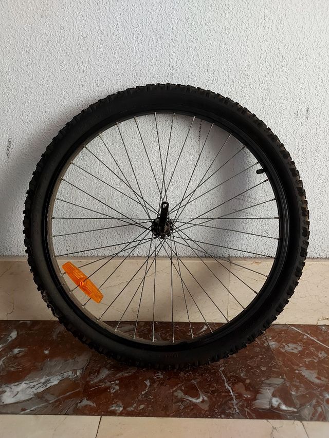 LLANTA 24" CON CAMARA Y CUBIERTA