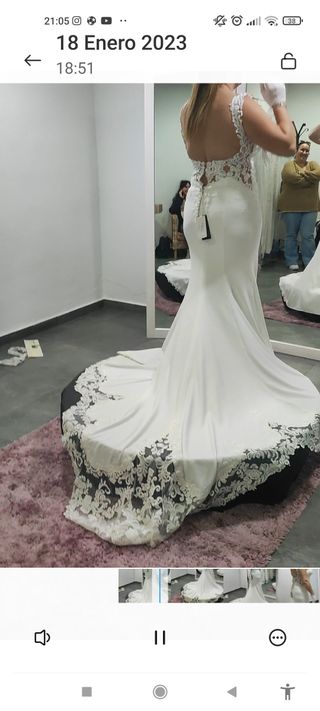 traje de novia con velo nuevo