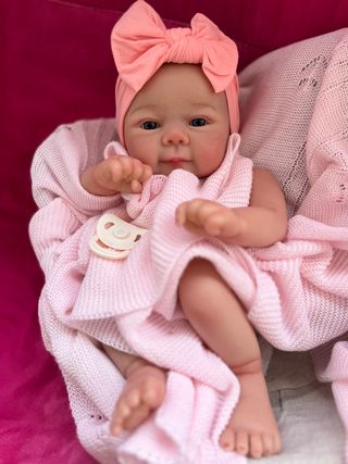 bebe niña reborn 