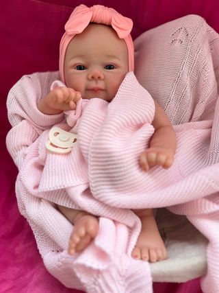 bebe niña reborn 