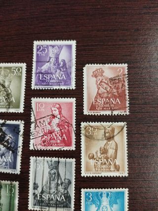 Sellos España serie año Mariano 1954