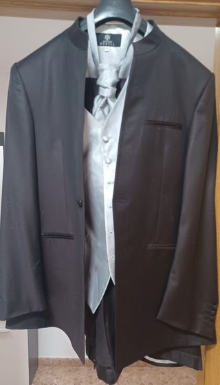 Traje de novio Paco Roca