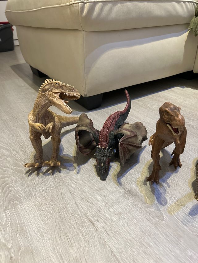 Lote de dinosaurios