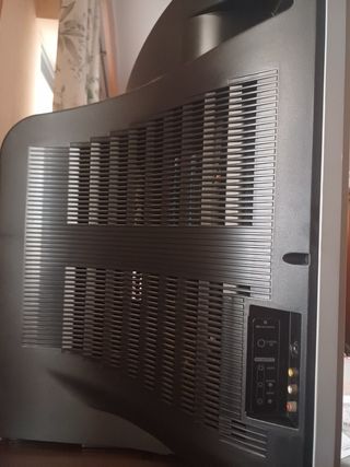 TV Toshiba slim fit TV