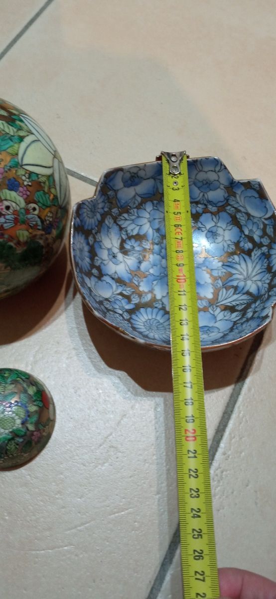 Composizione vasetti cinesi anni 70