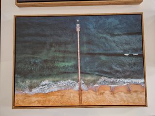 Quadri fotografa il mare.