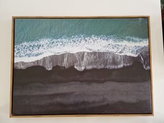 Quadri fotografa il mare.