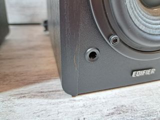 Altavoces Edifier R1280DB 42W RMS BT Negros