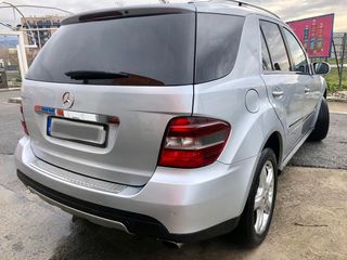 Mercedes-Benz ML320
