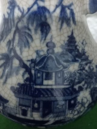 Jarra japonesa  y jarrón