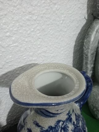 Jarra japonesa  y jarrón