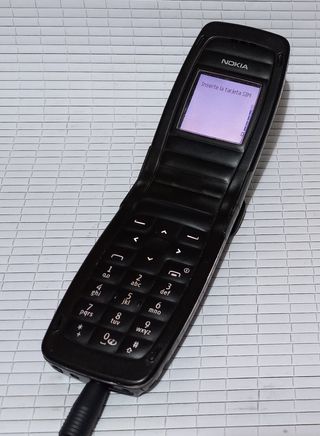 Telefono cellulare Nokia 2652 RH-53 con batteria e caricabatterie