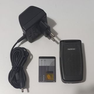 Telefono cellulare Nokia 2652 RH-53 con batteria e caricabatterie
