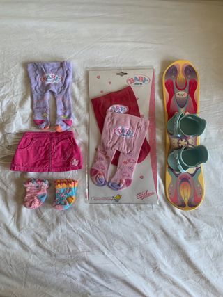 Muñeco Baby Born + ropa y accesorios