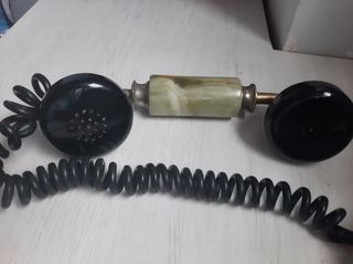 Teléfono antiguo