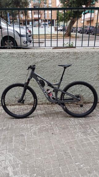 Bicicleta Montaña Nduro Focus Thron 6.8