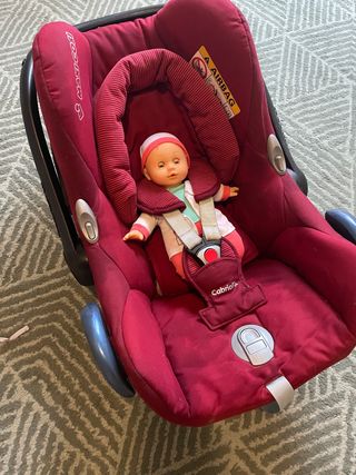 Maxicosi con accesorios