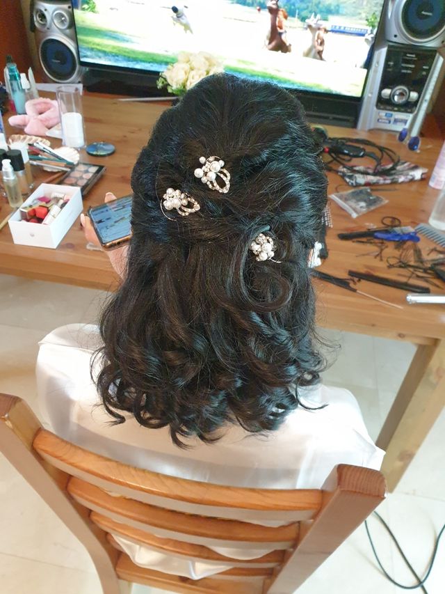 Servicio de peluquería para mujeres a domiciliar.