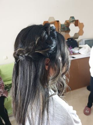 Servicio de peluquería para mujeres a domiciliar.