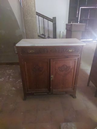 Armario/comoda antiguo con encimera de marmol