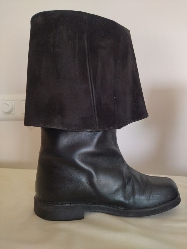 Botas negras niño Piratas