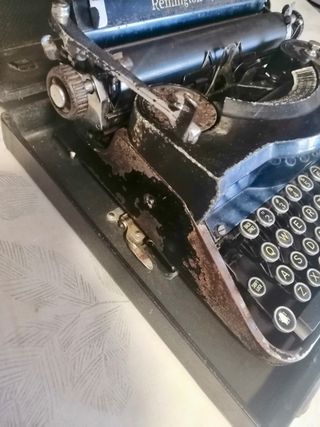Máquina de escribir Remington Rand