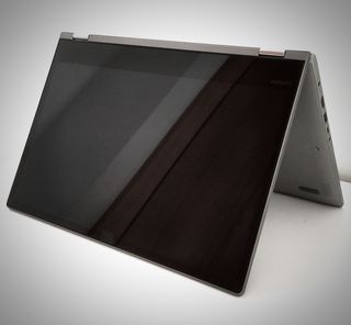 Portátil Lenovo Yoga