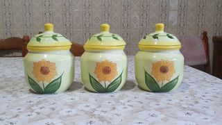 Set barattoli in ceramica con cestino