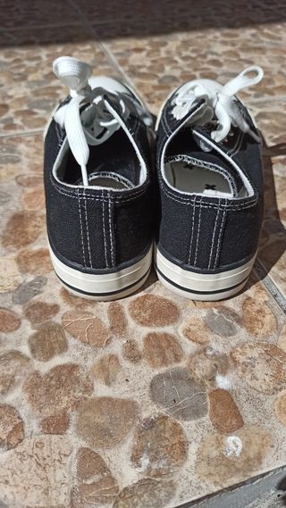 2 pares rojo/negro de Zapatillas tipo CONV3RSE 36