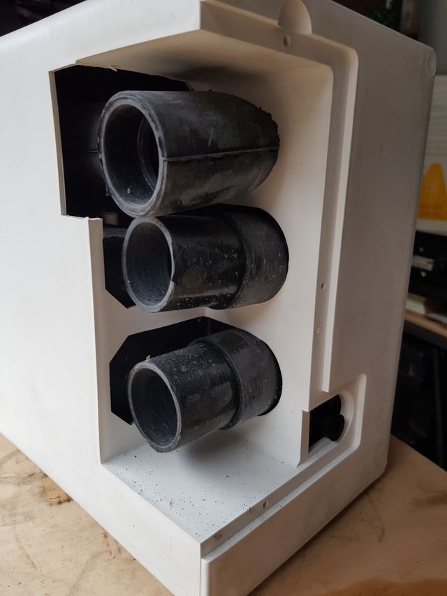 SANISPLIT 3 TRITURATORE  WC e scarichi bagno 24V