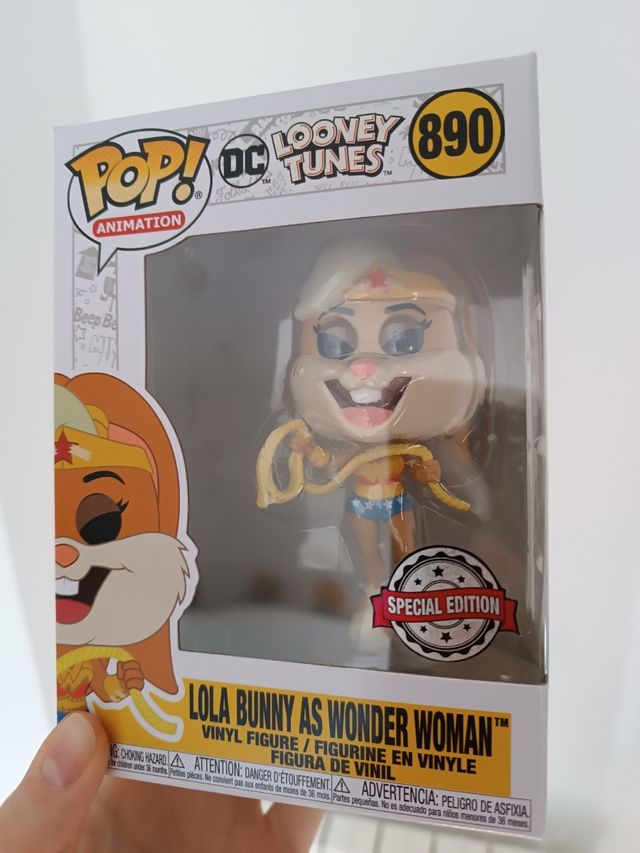 Funko lola Bunny as wonder woman