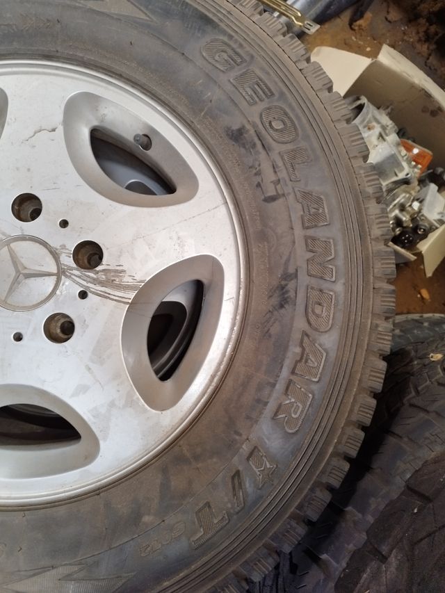 Llantas original Meredes  con neumáticos