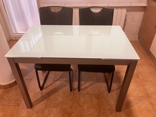 Mesa de cocina extensible (cristal y acero)