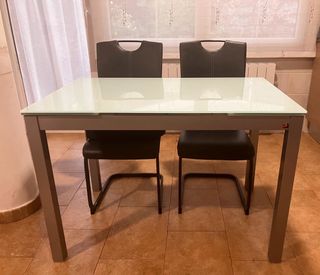Mesa de cocina extensible (cristal y acero)