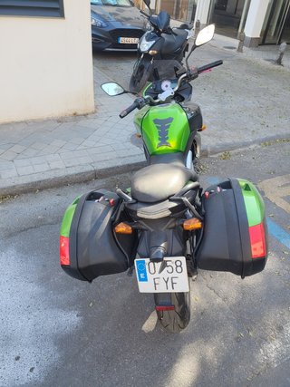 Vendo kawasaki Versys 650.