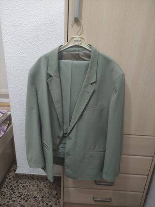 Traje
