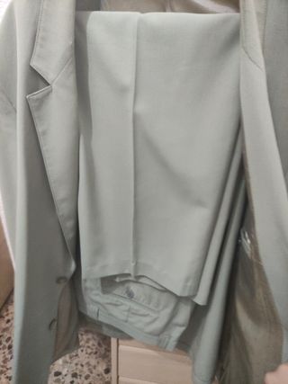 Traje
