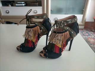 Zapatos estampado de tacón
