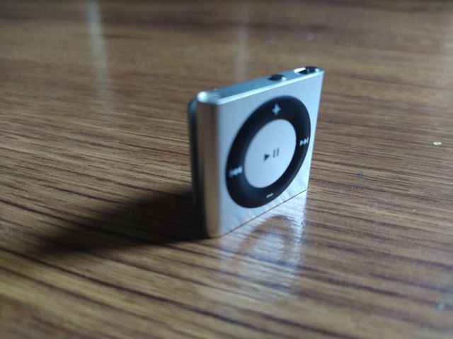 Apple iPod shuffle 4th generazione