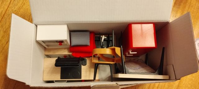 CONJUNTO MUEBLES DE JUGUETE CASA DE MUÑECAS.