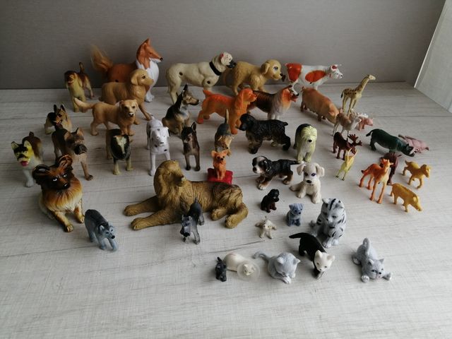 45 muñecos animales