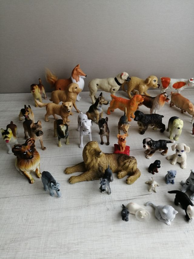 45 muñecos animales