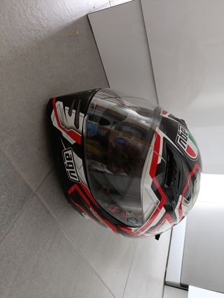 Casco integral Agv