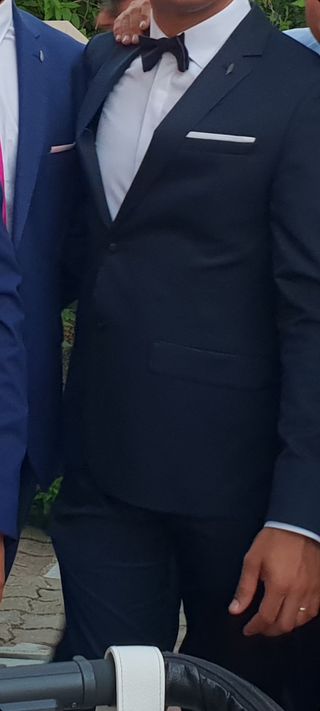 Traje zara hombre seminuevo